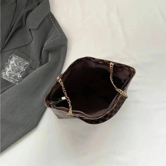⚠️Clearance Brown Patterned Large Tote Shoulder Bag Gold Pendant - Picture 2 of 11